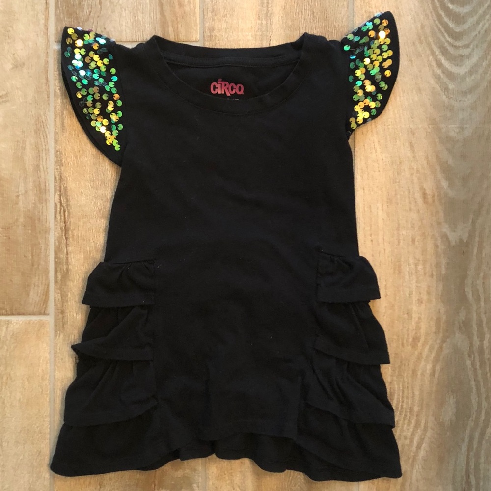 Girls Circo ruffled sequin sleeve shirt Good Cond